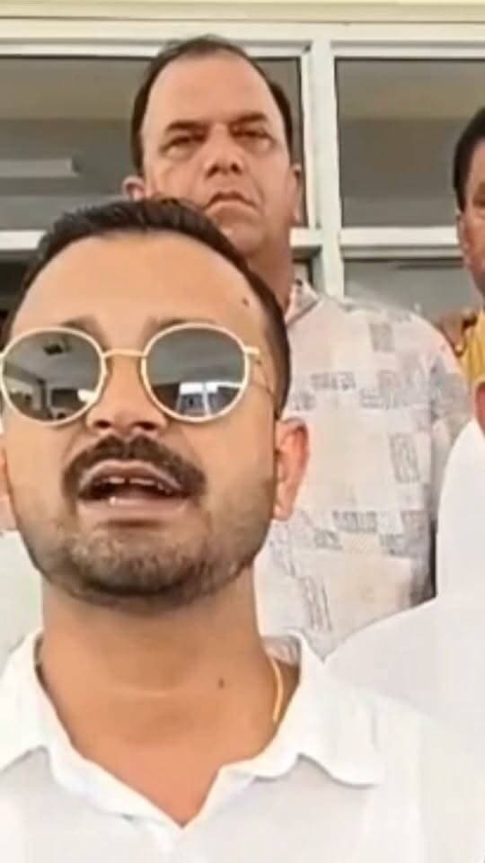 *देहरा में करनी सेना, ब्राह्मण सभा, राजपूत सभा सहित हिंदू संगठनों का हल्ला बोल:* आरक्षण संशोधन की मांग को लेकर रैली निकाली; कहा-आर्थिक आधार पर मिले रिजर्वेशन #कांगड़ालाइव #kangralive #dehra
