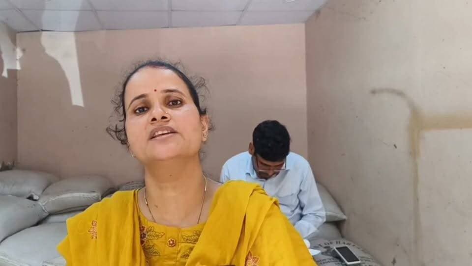 फरीदाबाद NIT फतेहपुर चांदिला में सरकारी राशन डिपो पर कार्रवाई, पुलिस ने दर्ज की FIR
#Faridabad #NITFaridabad #FatehpurChandila #RationDepot #GovernmentRation #FIR #PoliceAction #BreakingNews #FaridabadNews #HaryanaNews #A2ZNewsUpdate