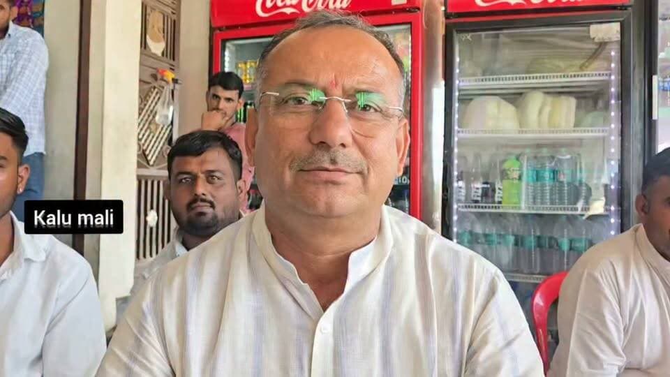 RLP के #नेताओ को हम ज्यादा #गम्भीर नहीं लेते-भाजपा नेता #स्वरूप सिंह खारा।
Swaroop Singh Khara Jogaram Dudi Hanuman Beniwal BJP Rajasthan K.K. Vishnoi Kailash Choudhary Dr Priyanka Chaudhary Rlp Teem Raipur