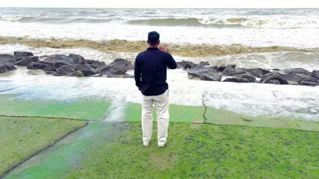 🗣️ जिंदगी का मज़े लेना सिखो,
वक्त तो तुम्हारा मज़े लेता ही रहेगा !!!