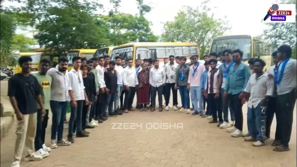 ଛାତ୍ର କଂଗ୍ରେସର ଧାରଣା ପରେ ଥାନା ହସ୍ତକ୍ଷେପ; ଗୋଟିଏ ଦିନରେ ସାର୍ଟିଫିକେଟ୍ ଫେରସ୍ତ ପାଇଁ ପ୍ରତିଶ୍ରୁତି