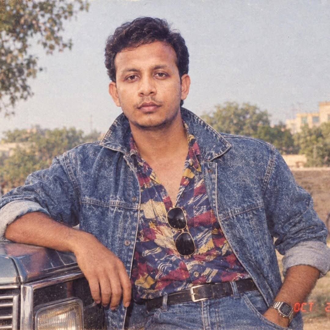 लो भाई आ गए 80 के दशक में.….