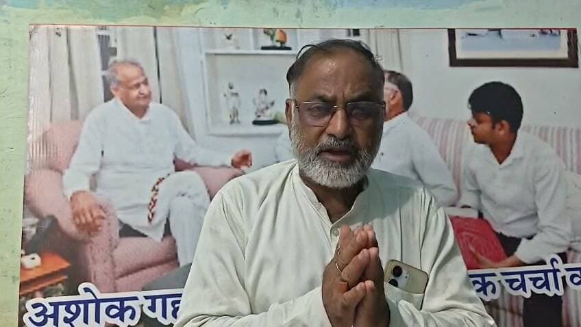 हिण्डौन वार्ड 38 निर्दलीय प्रत्याशी हुकुम सिंह कश्यप की अपील
चुनाव चिन्ह - बाल्टी