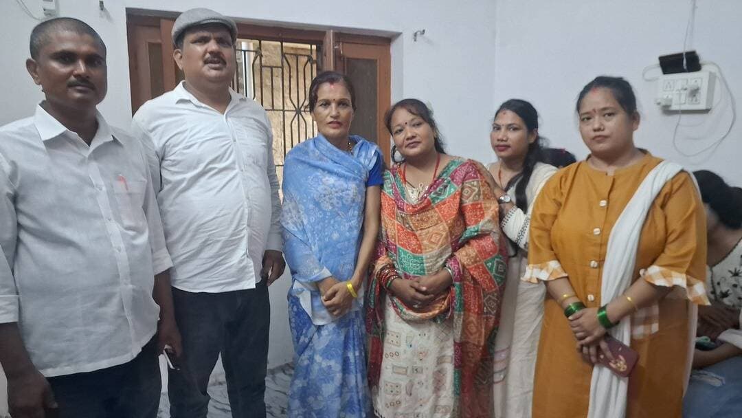 सोलर मेला उद्घाटन के दौरान महिलाओ के साथ बिहार हेड की तस्वीर देखे। <nis:link nis:type=tag nis:id=photochallenge nis:value=photochallenge nis:enabled=true nis:link/> <nis:link nis:type=tag nis:id=latest nis:value=latest nis:enabled=true nis:link/> <nis:link nis:type=tag nis:id=trending nis:value=trending nis:enabled=true nis:link/> <nis:link nis:type=tag nis:id=live nis:value=live nis:enabled=true nis:link/> <nis:link nis:type=tag nis:id=raxaul nis:value=raxaul nis:enabled=true nis:link/> <nis:link nis:type=tag nis:id=bihar nis:value=bihar nis:enabled=true nis:link/> <nis:link nis:type=tag nis:id=viralreels nis:value=viralreels nis:enabled=true nis:link/> <nis:link nis:type=tag nis:id=viralvideo nis:value=viralvideo nis:enabled=true nis:link/>