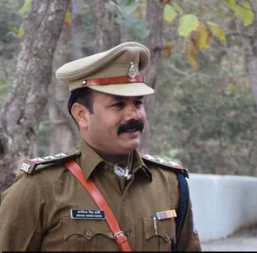 *अरविन्द दांगी ज़ी को पन्ना डीएसपी बनने की हार्दिक बधाई एवं शुभकामनाएं*