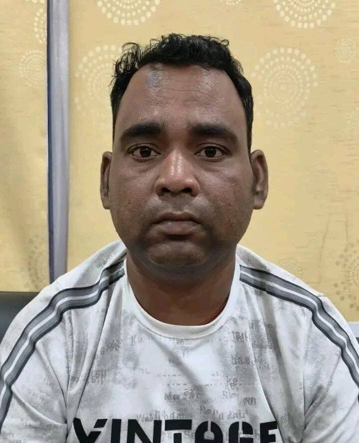 ଆଠଗଡ଼ର ପୂର୍ବତନ ଫରେଷ୍ଟର ଆଶିଷ_ନାୟକ ଗିରଫ ।କାମ୍ପା ଯୋଜନାରେ ୭ ଲକ୍ଷରୁ ଉର୍ଦ୍ଧ୍ୱ ଟଙ୍କା ହରିଲୁଟ୍ ଅଭିଯୋଗରେ ଗିରଫ କଲା ଭିଜିଲାନ୍ସ।ଓରିଙ୍ଗା ସଂରକ୍ଷିତ ଜଙ୍ଗଲରେ ଚାରା ରୋପଣ ନକରି ଫାଙ୍କିଥିଲେ।<nis:link nis:type=tag nis:id=public nis:value=public nis:enabled=true nis:link/>
<nis:link nis:type=tag nis:id=newsodiaodisha#arested nis:value=newsodiaodisha#arested nis:enabled=true nis:link/>