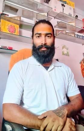*टिहरी गढ़वाल फोटोग्राफर एसोसिएशन की बैठक में विनय तिवाडी बने नए अध्यक्ष*
