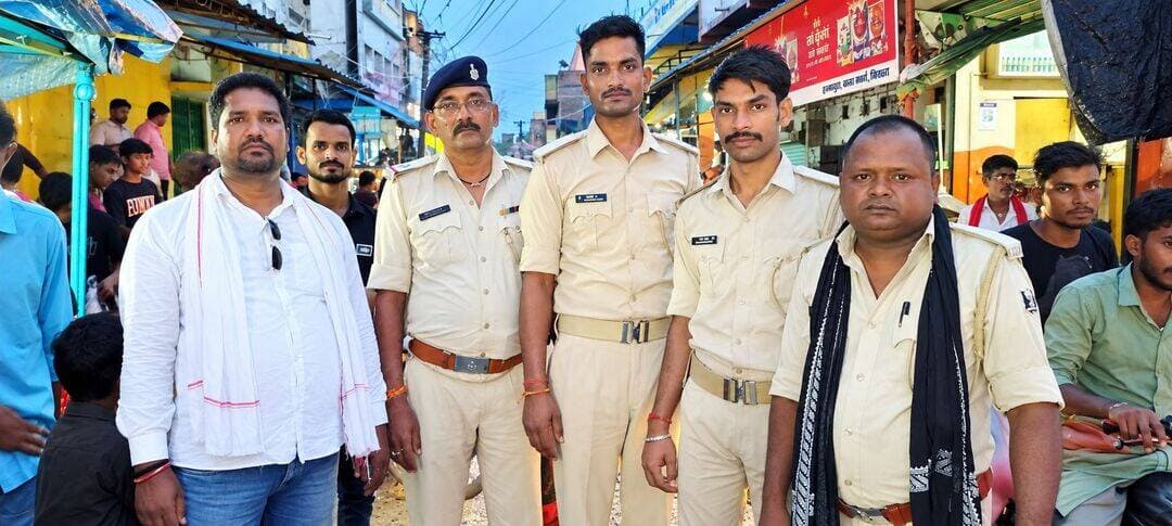 हसनपुरा एमएच नगर थाना क्षेत्र स्थित उसरी के महावीरी मेला जुलुस शांतिपूर्ण माहौल मे हुआ सम्पन्न