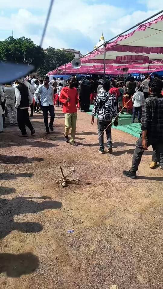 विधायक ललिता यादव के तत्वावधान में विशाल मटकी फोड़ कार्यक्रम और शोभा यात्रा समिति हजारों श्रद्धालुओं की भीड़