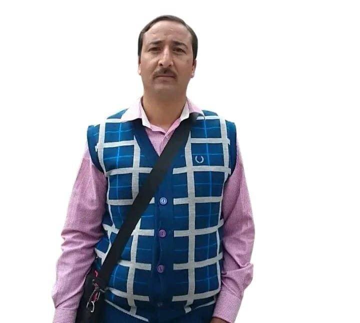हल्द्वानी में कार्यरत परम आदरणीय श्री गिरजा शंकर जोशी की आकस्मिक मृत्यु।
सूचना अधिकारी हल्द्वानी के पद पर आसीन थे