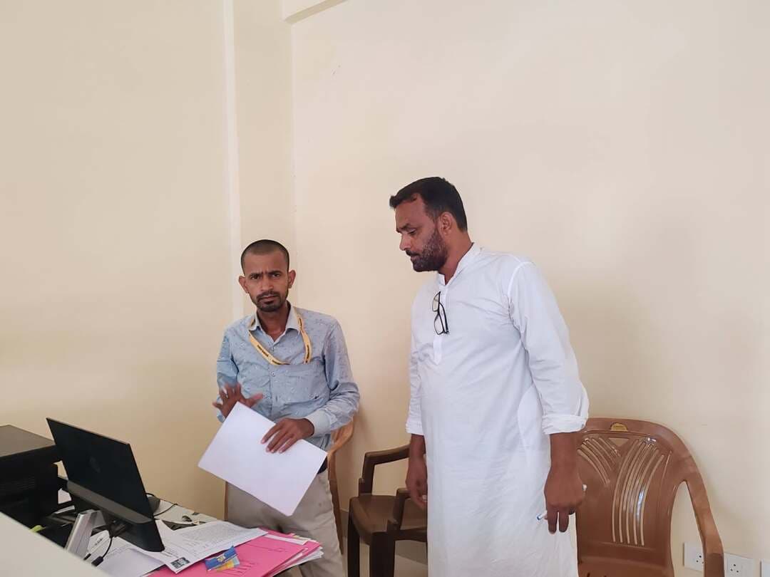ट्रक ओनर एसोसिएशन ने उपायुक्त और खनन विभाग को सोपा ज्ञापन