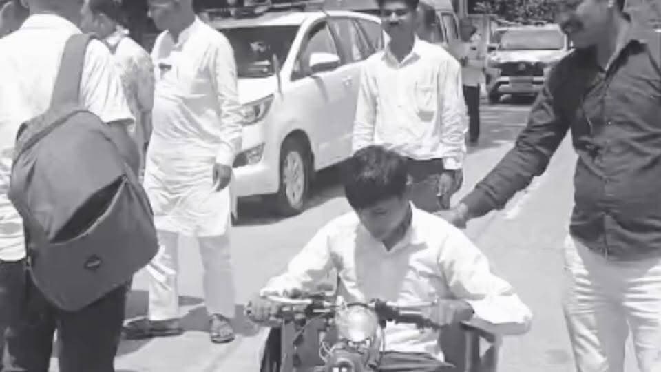 शहडोल में प्रशासन की अनोखी पहल | बस पास और छात्रावास की सुविधा का भी भरोसा
#shahdolnews
#MadhyaPradesh