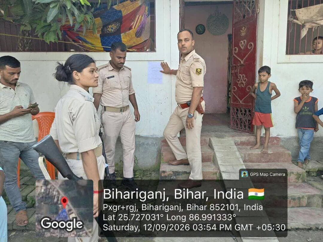 बड़गांव थाना कांड संख्या 117/22 के प्राथमिकी अभियुक्त मोहम्मद इरशाद आलम पिता मोहम्मद सफीक साo हटियूदा थाना बिहारीगंज जिला मधेपुरा के घर दरभंगा पुलिस ने विधिवत किया इश्तिहार तामिला।
बड़गांव थाना द्वारा की गई कार्रवाई।
.
.
<nis:link nis:type=tag nis:id=biharpolice nis:value=BiharPolice nis:enabled=true nis:link/> <nis:link nis:type=tag nis:id=darbhangapolice nis:value=Darbhangapolice nis:enabled=true nis:link/> <nis:link nis:type=tag nis:id=haintaiyarhum nis:value=HainTaiyarHum nis:enabled=true nis:link/> Bihar Police Home Department, Govt. of Bihar Information & Public Relations Department, Government of Bihar
