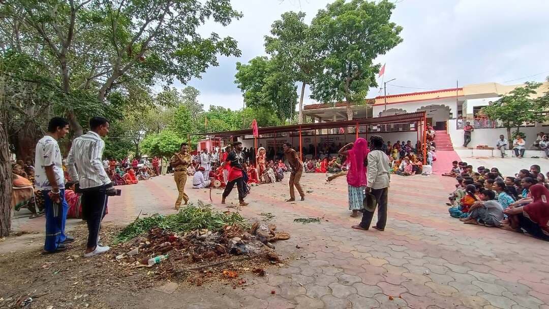 Udaipur के आवरी माता जी रेती स्टैंड गवरी का आयोजन....देखनी हो तो पहुंचे आयोजन चल रहा है