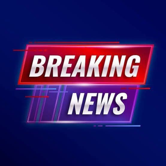 हमीरपुर में ग्राम पंचायतों को मिलेगा 50 लाख तक का पुरस्कार, 15 सितंबर से शुरू होंगे ऑनलाइन आवेदन
॥ प्रेस विज्ञप्ति ॥
जिला सूचना कार्यालय, हमीरपुर
दिनांक: 12 सितम्बर, 2026
*ग्राम पंचायतों को 50 लाख रुपये तक का पुरस्कार जीतने का अवसर*
*मुख्यमंत्री विशेष पुरस्कार के लिए 10 श्रेणियों में 15 से 30 सितम्बर तक ऑनलाइन आवेदन*
हमीरपुर। बेहतर कार्य एवं उत्कृष्ट उपलब्धियां हासिल करने वाली ग्राम पंचायतों को प्रोत्साहित करने के उद्देश्य से प्रदेश सरकार द्वारा मुख्यमंत्री विशेष पुरस्कार योजना के अंतर्गत ग्राम पंचायतों को पुरस्कार प्राप्त करने का अवसर प्रदान किया गया है। योजना के तहत विभिन्न क्षेत्रों में उल्लेखनीय कार्य करने वाली ग्राम पंचायतों का चयन 10 विशेष श्रेणियों में किया जाएगा। प्रत्येक श्रेणी में चयनित उत्कृष्ट ग्राम पंचायत को 50 लाख रुपये की पुरस्कार राशि प्रदान की जाएगी।
जिला पंचायत राज अधिकारी, हमीरपुर श्रीमती सुबोध जोशी ने बताया कि पुरस्कार के लिए पात्र ग्राम पंचायतें निर्धारित अवधि में अपने उत्कृष्ट कार्यों एवं उपलब्धियों के आधार पर ऑनलाइन आवेदन कर सकती हैं। ऑनलाइन आवेदन की अवधि 15 सितम्बर से 30 सितम्बर 2026 तक निर्धारित की गई है।
*इन क्षेत्रों में उत्कृष्ट कार्य करने वाली पंचायतें होंगी पात्र*
मुख्यमंत्री विशेष पुरस्कार के लिए ग्राम पंचायतों का चयन उनके द्वारा किए गए उत्कृष्ट एवं नवाचारपूर्ण कार्यों के आधार पर विभिन्न श्रेणियों में किया जाएगा। इनमें—
- घर-घर कूड़ा संग्रहण एवं ठोस अपशिष्ट प्रबंधन में उत्कृष्ट कार्य करने वाली ग्राम पंचायत।
- ग्राम पंचायत स्तर पर आय के नवीन एवं प्रभावी स्रोत विकसित करने वाली पंचायत।
- कॉमन सर्विस सेंटर (CSC) के माध्यम से ग्रामीणों को सार्वजनिक सेवाएं उपलब्ध कराने में उत्कृष्ट कार्य करने वाली पंचायत।
- ‘मेरा तालाब मेरी योजना’ के अंतर्गत तालाब संरक्षण एवं जल संचयन के क्षेत्र में उल्लेखनीय कार्य करने वाली ग्राम पंचायत।
- आधार केंद्रों के माध्यम से ग्रामीणों को आवश्यक सेवाएं उपलब्ध कराने वाली पंचायत।
- तरल अपशिष्ट प्रबंधन की प्रभावी व्यवस्था करने वाली ग्राम पंचायत।
- प्लास्टिक मुक्त ग्राम पंचायत एवं प्लास्टिक अपशिष्ट प्रबंधन के क्षेत्र में उत्कृष्ट कार्य करने वाली पंचायत।
इसके अतिरिक्त योजना के अंतर्गत निर्धारित अन्य श्रेणियों में भी पात्र ग्राम पंचायतों द्वारा अपने उत्कृष्ट कार्यों के आधार पर आवेदन किया जा सकेगा।
*ऑनलाइन पोर्टल के माध्यम से करना होगा आवेदन*
पुरस्कार के लिए पात्र ग्राम पंचायतों को अपने कार्यों एवं उपलब्धियों से संबंधित विवरण निर्धारित प्रारूप में cmawards.uppprd.in पोर्टल के माध्यम से ऑनलाइन आवेदन करना होगा। ग्राम पंचायतों को सलाह दी गई है कि वे आवेदन से पूर्व संबंधित दिशा-निर्देशों का अध्ययन करते हुए अपने उत्कृष्ट कार्यों से संबंधित आवश्यक विवरण एवं अभिलेख तैयार रखें तथा निर्धारित समय सीमा के भीतर आवेदन पूर्ण करें।
जिला पंचायत राज अधिकारी श्रीमती सुबोध जोशी ने कहा कि मुख्यमंत्री विशेष पुरस्कार ग्राम पंचायतों के बीच स्वच्छता, आय सृजन, जल संरक्षण, पर्यावरण संरक्षण, सार्वजनिक सेवाओं की उपलब्धता एवं ग्रामीण विकास के क्षेत्र में बेहतर कार्य करने की स्वस्थ प्रतिस्पर्धा को बढ़ावा देंगे। उन्होंने जनपद की पात्र ग्राम पंचायतों से अपील की कि वे अपने उत्कृष्ट कार्यों को सामने लाते हुए निर्धारित अवधि में अनिवार्य रूप से ऑनलाइन आवेदन करें।
<nis:link nis:type=tag nis:id=hamirpur nis:value=Hamirpur nis:enabled=true nis:link/> <nis:link nis:type=tag nis:id=hamirpurnews nis:value=HamirpurNews nis:enabled=true nis:link/> <nis:link nis:type=tag nis:id=uttarpradesh nis:value=UttarPradesh nis:enabled=true nis:link/> <nis:link nis:type=tag nis:id=grampanchayat nis:value=GramPanchayat nis:enabled=true nis:link/> <nis:link nis:type=tag nis:id=mukhyamantrivisheshpuraskar nis:value=MukhyamantriVisheshPuraskar nis:enabled=true nis:link/> <nis:link nis:type=tag nis:id=panchayataward nis:value=PanchayatAward nis:enabled=true nis:link/> <nis:link nis:type=tag nis:id=gramvikas nis:value=GramVikas nis:enabled=true nis:link/> <nis:link nis:type=tag nis:id=swachhbharat nis:value=SwachhBharat nis:enabled=true nis:link/> <nis:link nis:type=tag nis:id=jalsanrakshan nis:value=JalSanrakshan nis:enabled=true nis:link/> <nis:link nis:type=tag nis:id=plasticfreevillage nis:value=PlasticFreeVillage nis:enabled=true nis:link/> <nis:link nis:type=tag nis:id=ruraldevelopment nis:value=RuralDevelopment nis:enabled=true nis:link/> <nis:link nis:type=tag nis:id=upnews nis:value=UPNews nis:enabled=true nis:link/> <nis:link nis:type=tag nis:id=hindinews nis:value=HindiNews nis:enabled=true nis:link/> <nis:link nis:type=tag nis:id=breakingnews nis:value=BreakingNews nis:enabled=true nis:link/> <nis:link nis:type=tag nis:id=latestnews nis:value=LatestNews nis:enabled=true nis:link/>