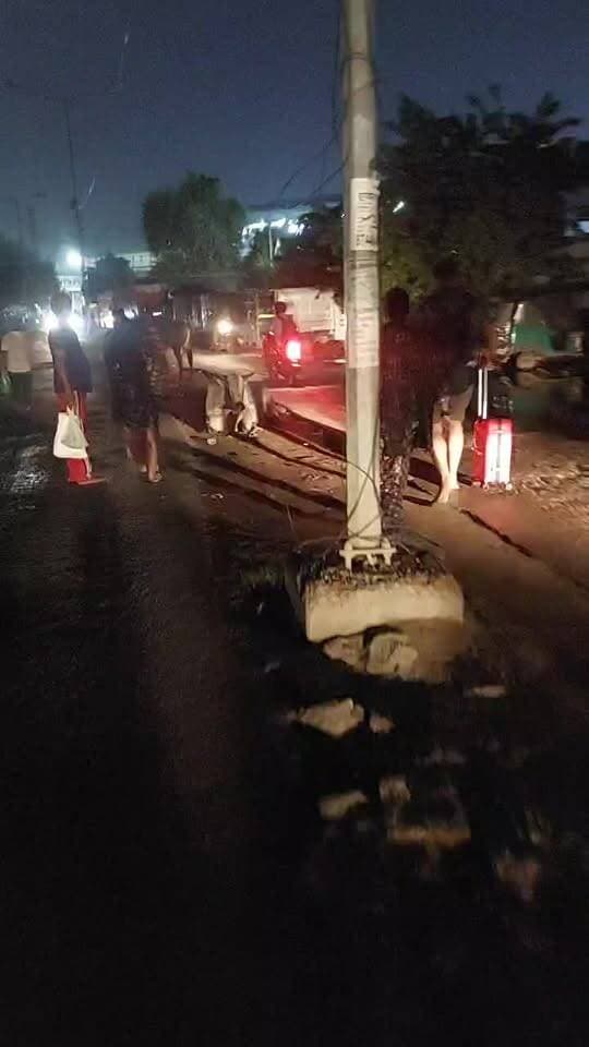 अंधेरे में निकलने को मजबूर हजारों यात्री! ⚠️ सुरक्षा पर उठे गंभीर सवाल, असामाजिक तत्वों का रहता है डर—आखिर किससे लगाए गुहार?
#Faridabad #PassengerSafety #SecurityIssue #CrimeAlert #PublicSafety #FaridabadNews #HaryanaNews #A2ZNewsUpdate #BreakingNews #जनताकीआवाज