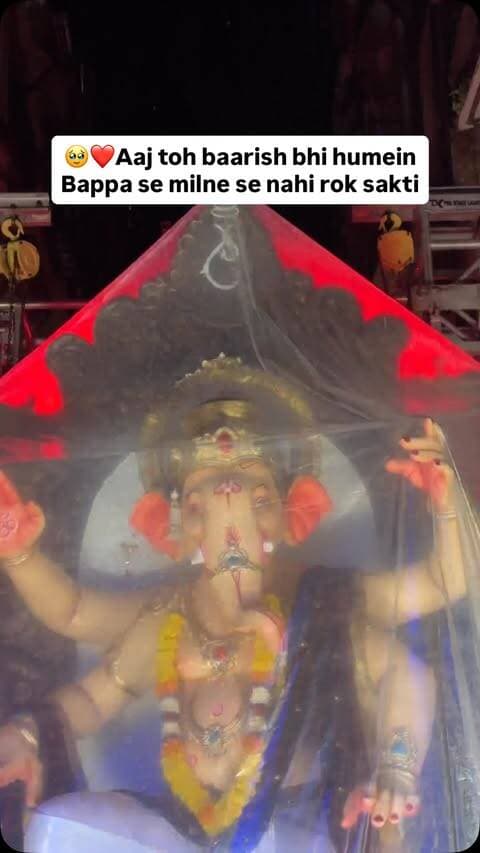 Aaj toh baarish bhi humein Bappa se milne se nahi rok sakti. 🥹❤️
