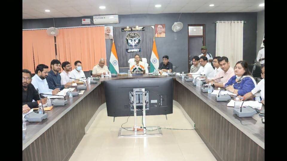 #डीएम रविंद्र कुमार का फरमान दिसंबर से शुरू होगी घर-घर जनगणना