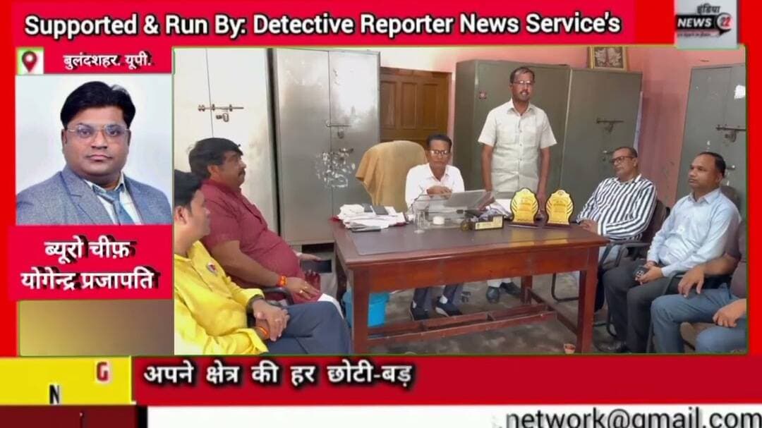 #ज्ञानेंद्र_सिंह_राघव ने #AS_इंटर_कॉलेज के #प्रबंधक_प्रधानाचार्य व #NCC_लेफ्टिनेंट को किया #सम्मानित