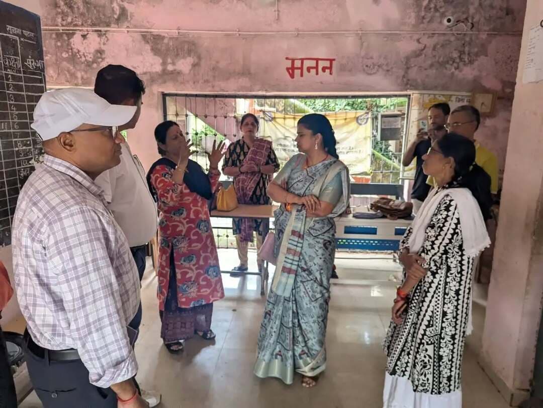 म.प्र. राज्य बाल अधिकार संरक्षण आयोग की अध्यक्ष श्रीमती निवेदिता शर्मा ने शनिवार को #सतना प्रवास के दौरान ने बाल संरक्षण के मुद्दों पर ली बैठक-
बाल भिक्षावृत्ति रोकथाम, पॉक्सो एवं बाल संरक्षण संबंधी विषयों पर अधिकारियों के साथ की समीक्षा
#JansamparkMP
Chief Minister, MP