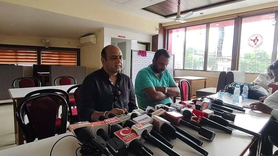 Bjp नेता दिवाकर द्विवेदी का पलटवार