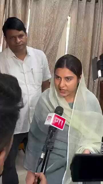 मस्जिद गिराने पर भड़कीं सांसद इकरा हसन,बोलीं- BJP सरकार ने पाप किया,इन्हें सजा मिलेगी #breakingnews