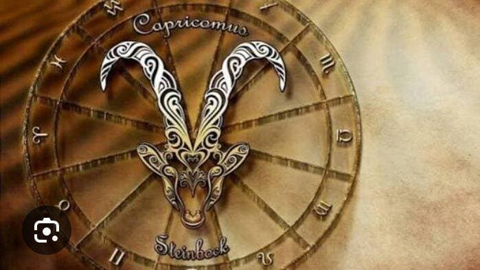 〰〰〰〰〰〰〰〰〰〰〰〰
*आज का राशिफल*
*13 सितम्बर 2026 , रविवार*
मेष🐐 (चू, चे, चो, ला, ली, लू, ले, लो, अ)
आपका दिन अच्छा रहेगा।आज हर काम में आपको सकारात्मक परिणाम हासिल होंगे। सामाजिक क्षेत्र में आपकी सक्रियता बढ़ेगी। किसी पुराने दोस्त से मिलने का या बात करने का योग बन रहा है। इस राशि के मीडिया के क्षेत्र से जुड़े लोगों के लिए दिन बढ़िया रहेगा। आपकी भौतिक सुख - सुविधाओं में बढ़ोतरी होगी। सफलता के कई नए मार्ग खुलेंगे। सेहत के लिहाज से आप खुद को हारे हुए से महसूस करेंगे लेकिन स्वास्थ्य सुधार होगा।
वृष🐂 (ई, ऊ, ए, ओ, वा , वी ,वु , वे, वो)
आज रोजगार के नये अवसर प्राप्त होगें। आपका कोई सोचा हुआ काम पूरा हो जायेगा। इस राशि के छात्रों के करियर में नया बदलाव आयेगा, जो उनके भविष्य के लिए फायदेमंद होगा। आप बेहतर महसूस करेंगे। इस राशि के जो लोग सोशल साइट्स के काम से जुड़े हैं, उनकी जान-पहचान किसी ऐसे व्यक्ति से होगी जो उनको काफी लाभ पहुंचाएगा। बिजनेस के किसी काम से आज आपको बाहर जाना पड़ सकता है।
मिथुन👫 (का, की, कू, घ, ङ, छ, के, को, हा)
आज आपको कार्य क्षेत्र में लाभ के अवसर प्राप्त होंगे। आपकी किसी पूरानी समस्या का समाधान निकल सकता है। आर्थिक स्थिति सामान्य बनी रहेगी। आपको दूसरों से अपनी पर्सनल बात शेयर करने से बचना चाहिए, साथ ही जल्दबाजी में कोई फैसला भी ना लें। आपको अपनी सोच और व्यवहार को संतुलित रखने की जरूरत है। आपका दाम्पत्य जीवन मधुरता से भरपूर रहेगा। आप अपना काम अच्छे से पूरा कर लेंगे।
कर्क🦀 (ही, हू, हे, हो, डा, डी, डू, डे, डो)
आज किसी काम में आपको अनुभवी व्यक्ति से मदद मिलने की संभावना है। परिवार वालों के साथ शॉपिंग करने का प्लान बनायेंगे। पैसों का लेन-देन करने से आपको बचना चाहिए। संगीत से जुड़े लोगों के लिए दिन मिला-जुला रहेगा। किसी तरह की पुरानी बातों पर ध्यान देने से आपको बचना चाहिए। दोस्तों के साथ रिश्तों में सुधार आयेगा। आपका स्वास्थ्य बेहतर बना रहेगा।
सिंह🦁 (मा, मी, मू, मे, मो, टा, टी, टू, टे)
आज आपकी आर्थिक स्थिति मजबूत होगी। आप अपना लक्ष्य निर्धारित करने के लिए कोई नई योजना बना सकते हैं। घरेलू समस्याओं को शांतिपूर्ण ढंग से सुलझाने में आप सफल होंगे। इस राशि के जो लोग सरकारी नौकरी में हैं, उन्हें कोई अच्छी खबर सुनने को मिलेगी। आपको बड़े अधिकारियों से भी पूर्ण रूप से सहयोग मिलेगा। घर-परिवार में भी स्थिति अनुकूल रहेगी। छात्रों को अपने गुरु से कुछ नया सिखने को मिलेगा।
कन्या👩 (टो, पा, पी, पू, ष, ण, ठ, पे, पो)
आज आप परिवार वालों के साथ हंसी खुशी के पल बितायेंगे। आपका आर्थिक पक्ष पहले से मजबूत बना रहेगा। इस राशि के कॉमर्स के छात्र को अपने शिक्षकों का पूरा-पूरा सहयोग प्राप्त होगा। साथ ही करियर में आगे बढ़ने के नए अवसर भी सामने आएंगे। संतान पक्ष की ओर से आपको सुख की प्राप्ति होगी। आपको पैसे कमाने के लिये नए उपाय मिलेंगे, जिन पर आप गौर भी फरमायेंगे। घर में सुख-शांति बनी रहेगी।
तुला⚖️ (रा, री, रू, रे, रो, ता, ती, तू, ते)
आज आपका दिन मिलाजुला रहेगा। पारिवारिक मामलों को लेकर आपको थोड़ी भागदौड़ करनी पड़ सकती है। ऑफिस में काम धीमी गति से पूरे होने की संभावना है। बच्चों के साथ आपका समय अच्छा बीतेगा। आप किसी नए काम पर सोच-विचार कर सकते हैं। किसी बात को लेकर भाई से थोड़ी अनबन हो सकती है लेकिन संयम से बात करने पर बात संभल भी सकती है। नए लोगों से मिलने से आपको फायदा हो सकता है।
वृश्चिक🦂 (तो, ना, नी, नू, ने, नो, या, यी, यू)
आज किसी खास काम में आपको फायदा होगा। भाई-बहन के साथ आपके रिश्ते बेहतर होंगे। जीवनसाथी आपकी बातों से प्रभावित होगें। बिजनेस के मामलों में आपका दिन अच्छा रहेगा। सामाजिक कामों में सफलता मिलने के योग बन रहे हैं। कुछ नए कामकाज आपके सामने आयेंगे, जिनके लिए आपकी कुछ जरूरी लोगों से मुलाकात भी होगी। शाम तक कोई शुभ समाचार मिलने से घर में खुशियों का माहौल बनेगा।
धनु🏹 (ये, यो, भा, भी, भू, ध, फा, ढा, भे)
आज आपका दिन खुशियों से भरा रहेगा। ऑफिस में सभी लोगों के साथ बेहतर तालमेल बना रहेगा। अचानक नए स्रोतों से हुआ धन लाभ आपकी आर्थिक स्थिति को संतुलित कर देगा। आप शाम को किसी समारोह में शामिल हो सकते हैं। किसी पुराने मित्र से मिलकर आपका मन प्रसन्न होगा। लवमेट के लिये दिन फेवरेबल रहेगा। उचित दिशा में की गई मेहनत का आपको पूरा फल मिलेगा।
मकर🐊 (भो, जा, जी, खी, खू, खा, खो, गा, गी)
आज व्यावसायिक कार्यों के लिहाज से दिन बेहतर है। पारिवारिक रिश्ते मजबूत होंगे। थोड़ी-सी मेहनत करके आप अपने उद्देश्यों को आसानी से प्राप्त कर लेंगे। आर्थिक स्थिति में काफी सुधार हो सकता है। आप हर काम को धैर्य और समझदारी से पूरा करने की कोशिश करेंगे। वैवाहिक जीवन खुशियों से भरा रहेगा। ऑफिस का बढ़िया माहौल आपको खुश करेगा। कुल मिलाकर आज का दिन बेहतर रहेगा।
कुंभ🍯 (गू, गे, गो, सा, सी, सू, से, सो, दा)
आज आपको अचानक धन लाभ के अवसर भी प्राप्त होंगे। कामकाज से जुड़ी कोई बड़ी चुनौती आपके सामने आयेगी, लेकिन आप उस चुनौती को तुरंत ही पार कर लेंगे। ऑफिस में बॉस आपके काम से प्रभावित होंगे, प्रमोशन होने के भी योग बन रहे है। आपकी तरक्की के नये रास्ते खुलेंगे। परिवार के सब लोग एक-दूसरे की मदद के लिये तैयार रहेंगे। सेहत के मामले में आप खुद को बेहतर महसूस करेंगे।
मीन🐳 (दी, दू, थ, झ, ञ, दे, दो, चा, ची)
आज परिस्थितियां आपके अनुकूल बनेगी। ऑफिस के काम में आप बिजी हो सकते हैं। समाज में किसी मुद्दे को लेकर आपको अपनी बात दूसरों के सामने रखने का मौका मिलेगा, जिसका प्रभाव कुछ लोगों पर साफ दिखेगा। आपका आर्थिक पक्ष थोड़ा कमजोर हो सकता है इसलिए आपको अपने खर्चों पर कंट्रोल करने की कोशिश करना चाहिए ।परिवार के कुछ मामलों को अनदेखा करने से आपको बचना चाहिए। बाहर का खाने से बचें।
🔅 *_कृपया ध्यान दें👉_*
यद्यपि शुद्ध राशिफल की पूरी कोशिश रही है फिर भी इन राशिफलों में और आपकी कुंडली व राशि के ग्रहों के आधार पर आपके जीवन में घटित हो रही घटनाओं में कुछ अन्तर हो सकता है। ऐसी स्थिति में आप किसी ज्योतिषी से अवश्य सम्पर्क करें। किसी भी भिन्नता के लिए हम उत्तरदायी नहीं हैं।
🌷आपका दिन मंगलमय हो।🌷
*_मुकेश शास्त्री हालुवास ( भिवानी ) हरियाणा।_*
🙏धन्यवाद।🙏
〰〰〰〰〰〰〰〰〰〰〰〰