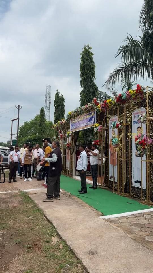 पन्ना में मध्यप्रदेश श्रमजीवी पत्रकार संघ के प्रांताध्यक्ष दद्दा जी का स्वागत और रैली