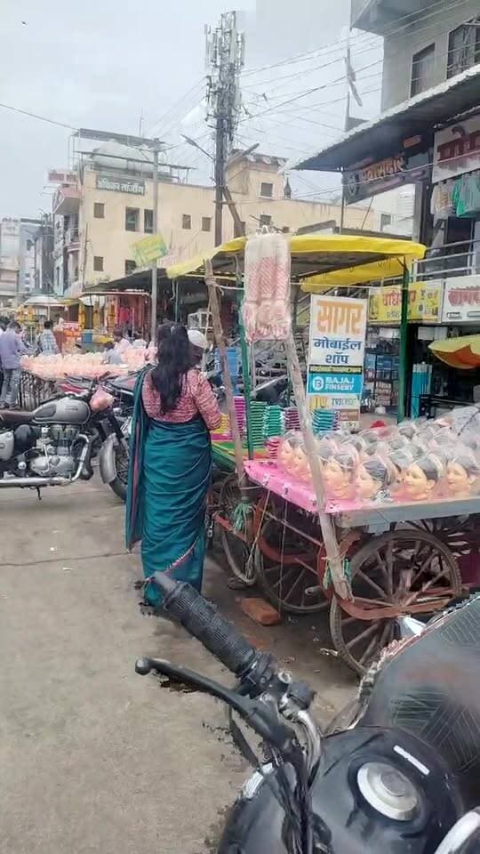 गणपती बप्पाच्या आगमनापूर्वी मार्केट फुलले... गणपती मूर्ती विक्रीसाठी उपलब्ध..