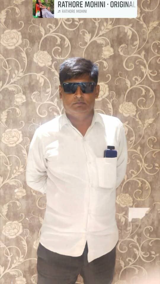 जीना है तो अकेले जियो प्यार और सपने बदल जाते हैं