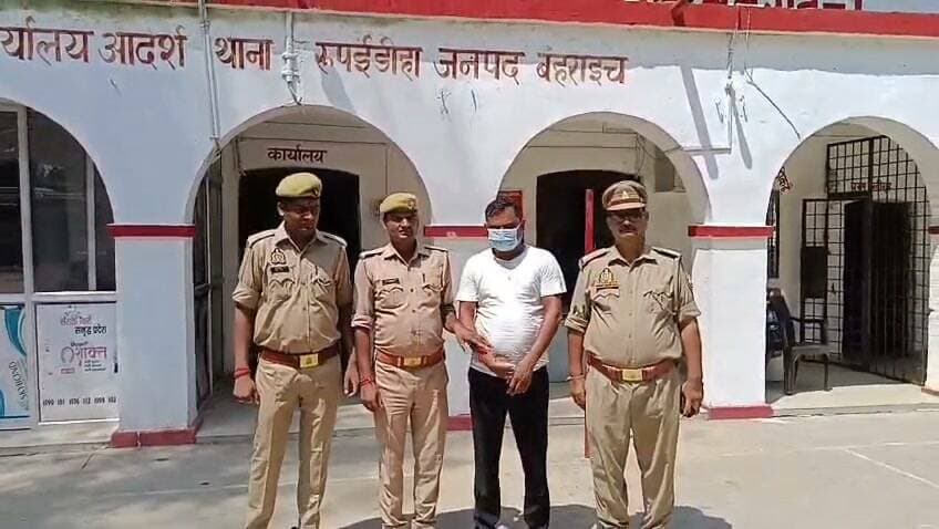 महिला तस्कर के बयान पर रामजी सोनी गिरफ्तार