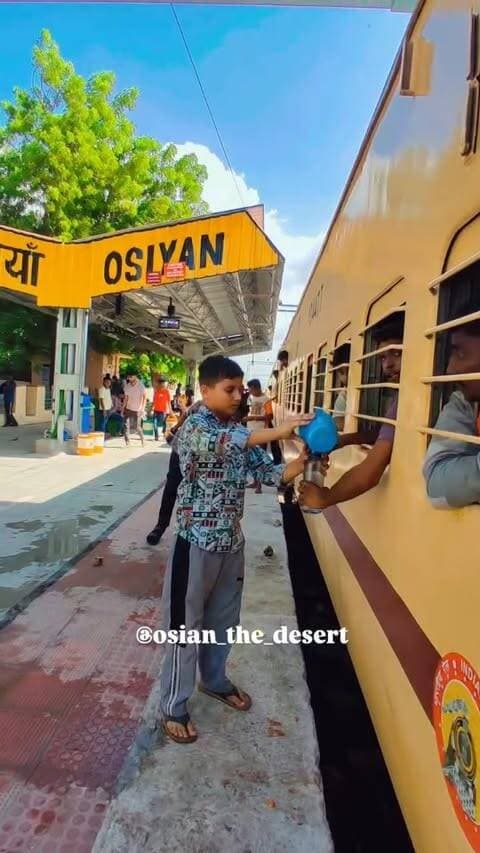 😍 #औसियां में बाबा री बीज पर रेलवे स्टेशन पर भंडारा 😃
#ramdevra #osian #trending #explorepage