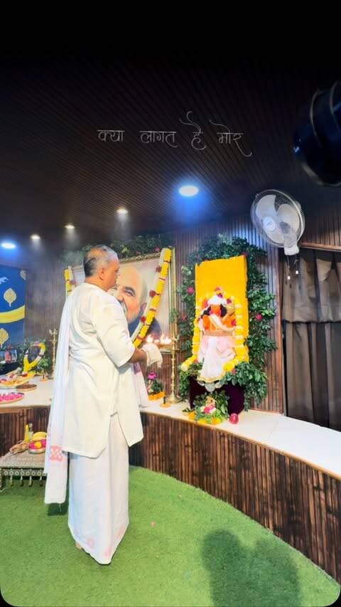 #नीमकरौरीधामइंदौर
#ram #hanuman #neemkarolibaba