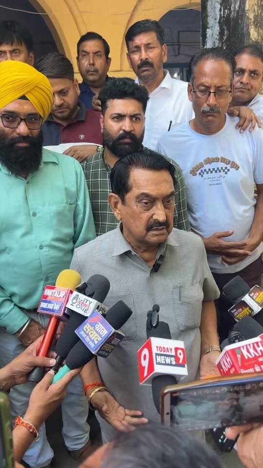जीवन जोशी ने लिया नामांकन वापस, तहसील पहुंचे विधायक तिलक राज बेहड़ Tilak Raj Behar