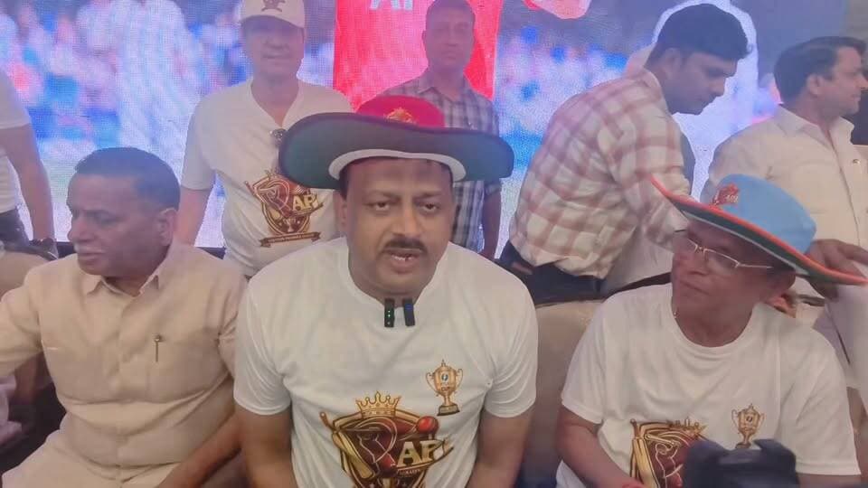 ग्रेटर फरीदाबाद में APL टूर्नामेंट...
27 सितंबर से 11 अक्टूबर तक चलेगा मैच
18 गोत्र के 18 टीमें होंगे शामिल।