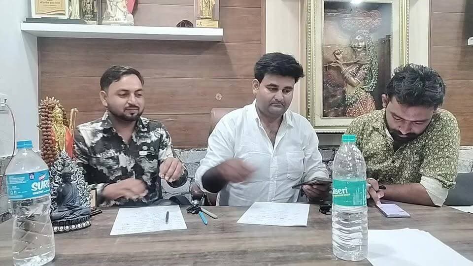 PART 2
भादरा नगर पालिका चुनाव का EXIT POLL
📊 धरातल से तैयार सटीक चुनावी आकलन
📱 BHADRA VOICE |
जुड़िए LIVE और जानिए चुनावी रुझान।
#BhadraVoice #ExitPoll #BhadraElection