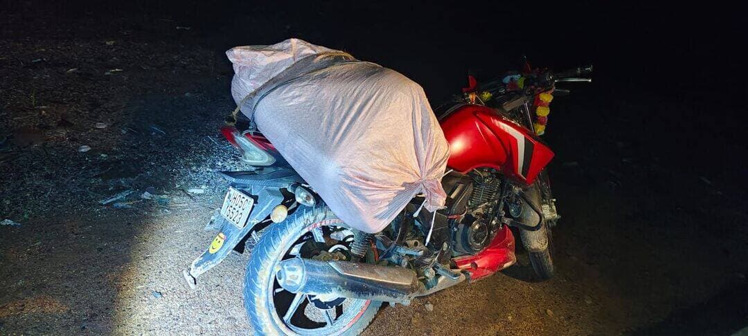 প্রেমিকের হাতে প্রেমিকা খুন পুরুলিয়ায় চাঞ্চল্য। বিস্তারিত নিহত ছাত্রীর বাবার প্রতিক্রিয়া।