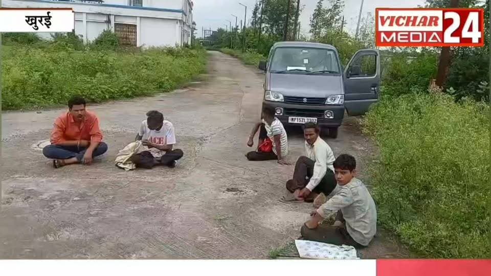 ठेले से परिवार का सहारा बना सुमित, यूं छुटा जिंदगी का साथ #khurainews #barodiyanonagar #yuvak #hospitales #poliçe #pm