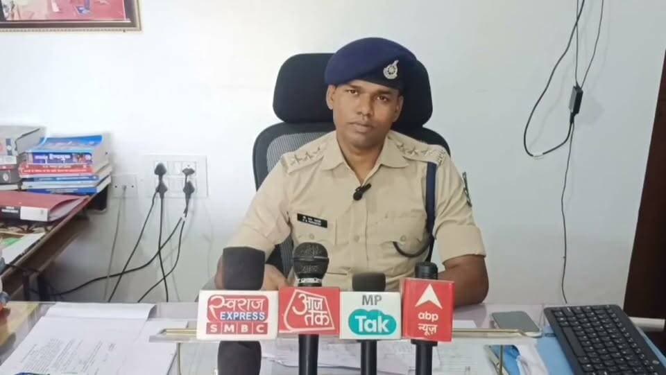 प्रेमिका से मिलने गए प्रेमी की हत्या..