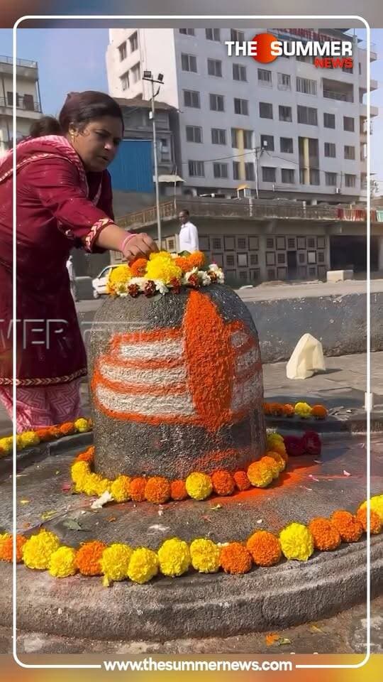 भगवान आप पर कृपा बनाये रखे