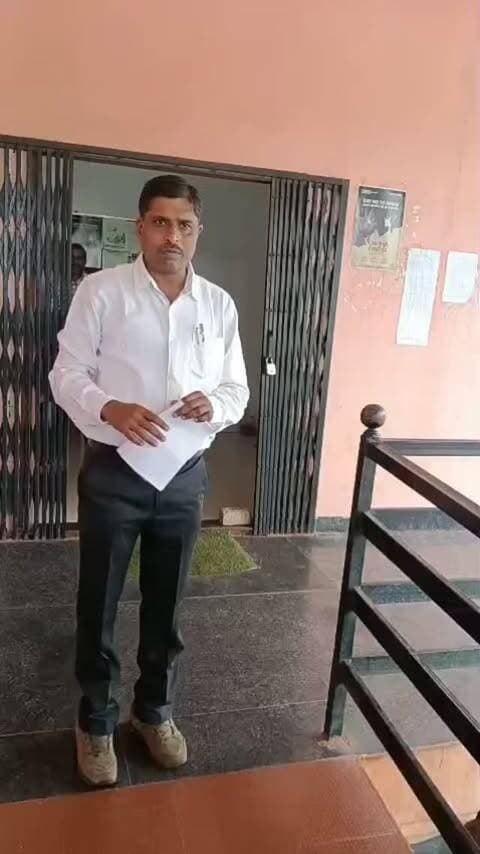 आगर: CM के कार्यक्रम में 400 शिक्षकों की ड्यूटी… फिर क्यों DEO से भिड़ गए प्राचार्य K.C. मालवीय?
#आगरमालवा #आगर #DEONitishPandey #शिक्षकविरोध #शिक्षकसमस्या शिक्षकसम्मान शिक्षक शिक्षकसंगठन KCMalviya भारतजाटव कमलशर्मा शिक्षाविभाग मध्यप्रदेश स्कूलशिक्षाविभाग CMMohanYadav आगरमालवान्यूज ब्रेकिंगन्यूज बड़ीखबर मालवाखबर MalwaKhabar AgarMalwa AgarNews MadhyaPradeshNews MPNews TeacherNews