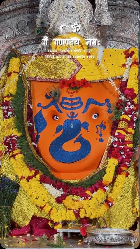 Khajrana ganesh mandir❤️
.
.
.
.
.
.
.
.
#indore #indorekhajrana #ganes #ganeshutsav #ganeshchaturthi