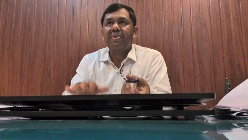 सेवराई विंध्य एक्सप्रेसवे के लिए भूमि अधिग्रहण पर किसानों ने उठाए सवा
किसानों ने एसडीएम को सौंपा ज्ञापन, वास्तविक बाजार मूल्य के आधार पर मुआवजा तय करने की मांग Amit Singh Vivek Singh Vicky Sunita Singh Gahmari The Bharat Mike त्रिलोकपुर गाँव गाज़ीपुर Atul Rai Reena Rajbhar Priyanka Rajbhar Manish Singh K TODAY न्यूज़ Abbas Ansari शिफा टीवी गाज़ीपुर Priti Singh #GhazipurNews Ghazipuriya Cupal Santosh Ghazipuri Amit Singh Bhavi Mla Vidhansbha Muhmmadabad #GhazipurNews