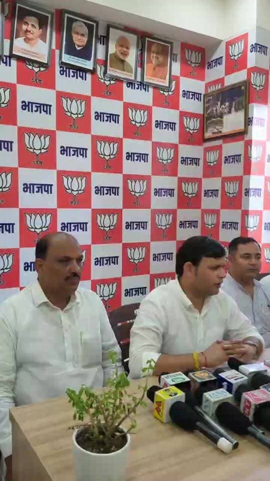 सेवा संकल्प को लेकर प्रधानमंत्री नरेंद्र मोदी के जन्मदिन के अवसर पर होने वाले सेवा संकल्प अभियान के तहत कार्यक्रमों को लेकर हरियाणा के खेल मंत्री गौरव गौतम की प्रेस वार्ता लाइव
#HaryanaNews #Nuh #gauravgautamindia #HaryanaSports