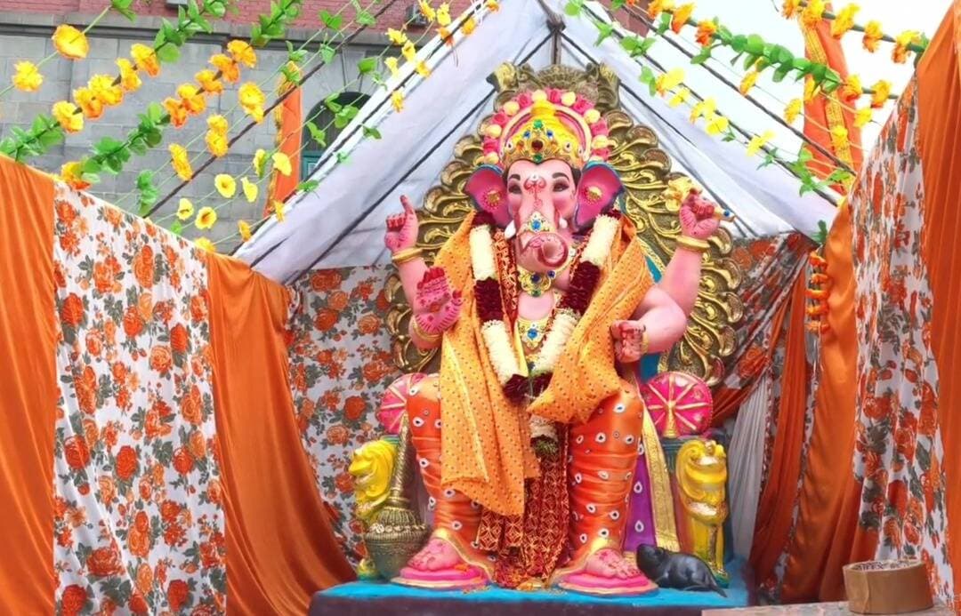 शिमला में विराजे विघ्नहर्ता
12 दिवसीय भव्य गणेश महोत्सव का भव्य शोभा यात्रा के साथ हुआ आगाज
25 सितंबर को होगा विसर्जन