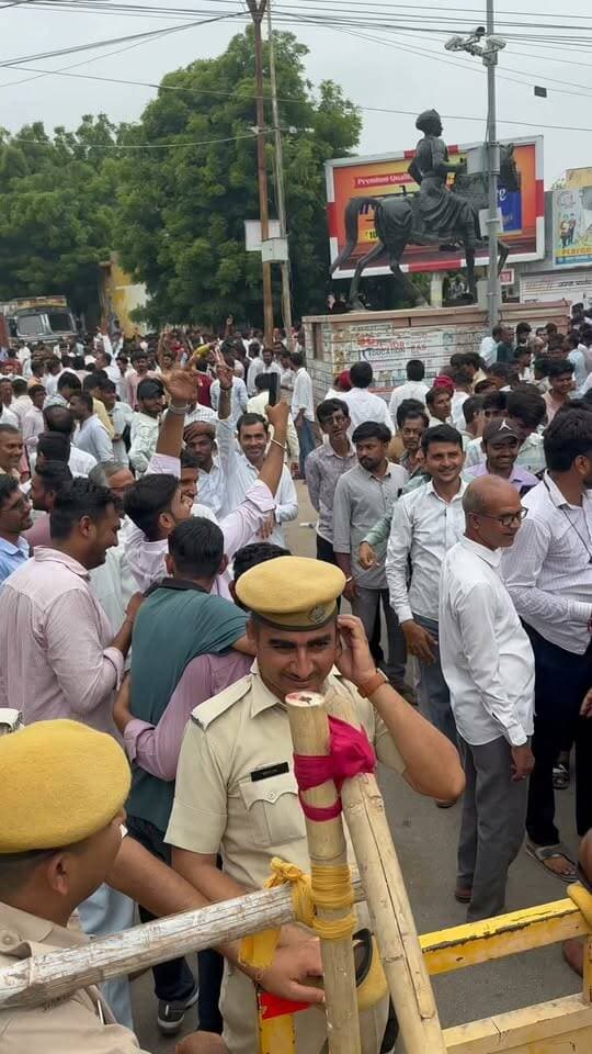 सांचौर में बीजेपी का बोर्ड बना... #लाइव