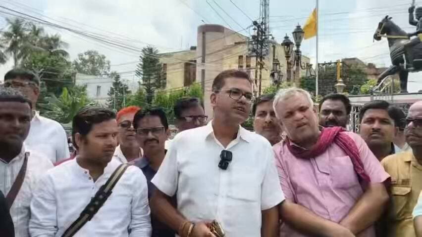 सहरसा में प्रतिरोध मार्च के दौरान प्रभात खबर के ब्यूरो दीपांकर जी को सुनें
#सहरसा #biharnews