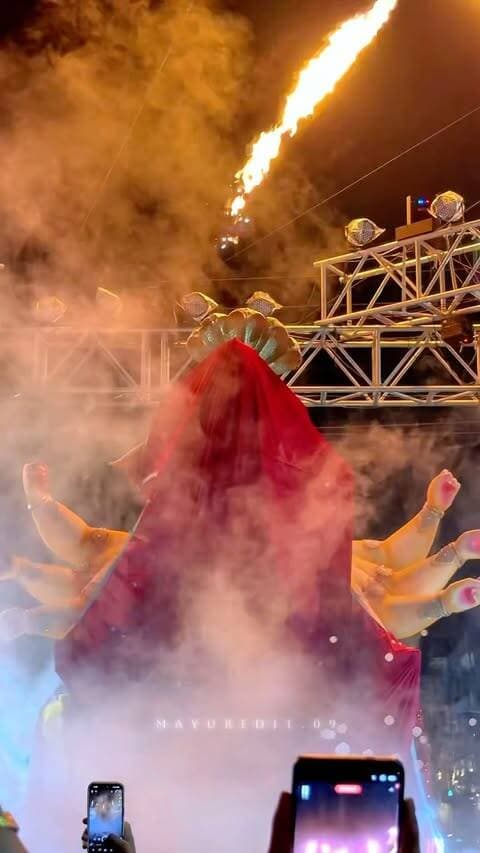 Aaya he rajaa тЭдя╕ПтАНЁЯФетАж
#bappa #indore #explore #nature #rajwada