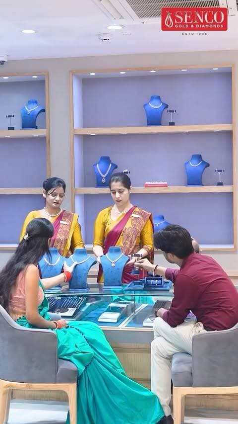 Teej uske liye sirf ek tyohar nahi… ek feeling hai. ❤️✨
Iss Hartalika Teej, uski khushi ko uski pasand se shuru karein. From timeless traditional pieces to elegant jewellery that feels completely *her* — let her shine, her way. ✨
And this Teej, jewellery shopping gets even more special at Senco Gold & Diamonds! 💎
✨ Diamond Jewellery par up to 20% OFF on Diamond Value
✨ Gold Jewellery par up to 30% OFF on Making Charges
✨ Up to ₹200 OFF per gram on Gold Jewellery
✨ 0% Deduction on Old Gold Exchange*
Dhanteras ke liye gold buy karne ka plan hai? Senco Flexi Gold Advance Plan ke saath abhi rate lock kijiye! ✨
📍 Senco Gold & Diamonds, Bhelupur, Varanasi
*T&C Apply.
#SencoGoldAndDiamonds #HartalikaTeej #Teej2026 #TeejSpecial #TeejShopping CelebrateShineSenco GoldJewellery DiamondJewellery Varanasi Bhelupur FestiveJewellery IndianJewellery TeejLook