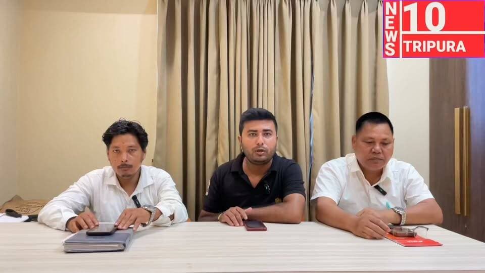 হাতেগোনা আর মাত্র কয়েকদিন তারপরই শুরু হতে যাচ্ছে ভিলেজ কাউন্সিল নির্বাচন। এই নির্বাচনকে সামনে রেখে বিশেষ টকশোতে উপস্থিত রয়েছেন ভারতীয় জনতা পার্টির প্রতিনিধিগণ।